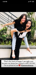 Jannat Zubair Rahmani feet photo thumbnail