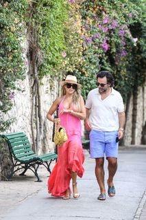 Sylvie Meis feet photo thumbnail