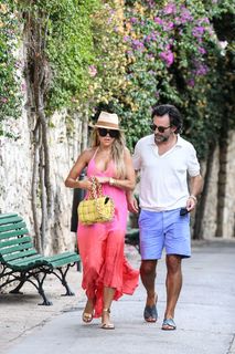 Sylvie Meis feet photo thumbnail