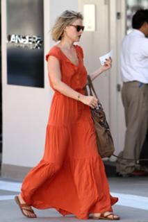 Ali Larter feet photo thumbnail