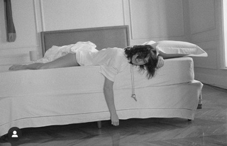 Mariana Ximenes feet photo thumbnail