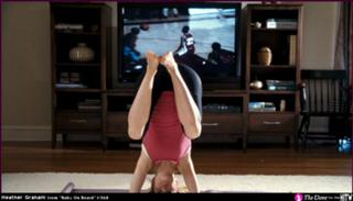 Heather Graham feet photo thumbnail