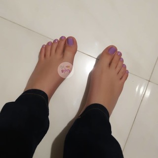 Isa Pes feet photo thumbnail