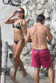 Sylvie Meis feet photo thumbnail