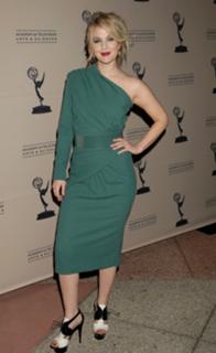 Drew Barrymore feet photo thumbnail