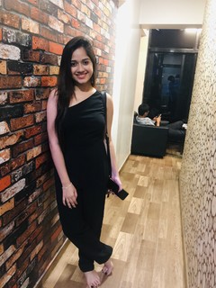 Jannat Zubair Rahmani feet photo thumbnail
