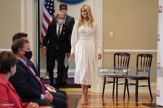 Ivanka Trump feet photo thumbnail