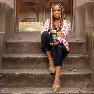 Angela Yee feet photo thumbnail