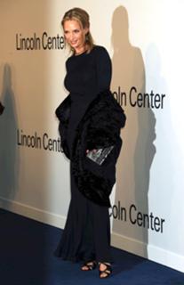 Uma Thurman feet photo thumbnail