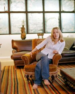 Gillian Anderson feet photo thumbnail