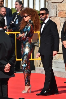 Penélope Cruz feet photo thumbnail