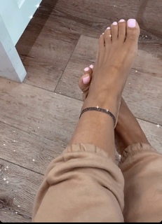 Larsa Pippen feet photo thumbnail