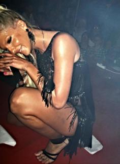 Jelena Karleusa feet photo thumbnail