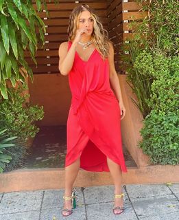 Galilea Montijo feet photo thumbnail