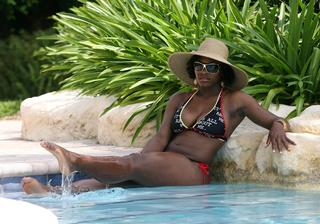 Serena Williams feet photo thumbnail