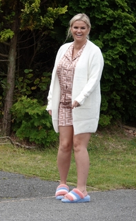 Kerry Katona feet photo thumbnail