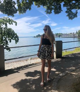 Giulia Gwinn feet photo 4