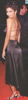 Halle Berry feet photo thumbnail