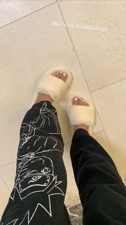 Chantel Jeffries feet photo thumbnail