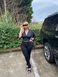 Queen Naija feet photo thumbnail