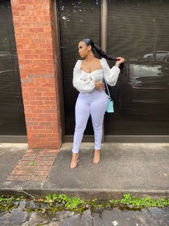 Queen Naija feet photo thumbnail