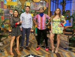 Laura González feet photo thumbnail