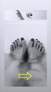 Naomi Watts feet photo thumbnail