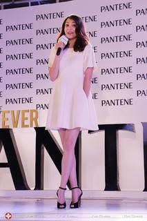 Anushka Sharma feet photo thumbnail