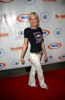 Sharon Stone feet photo thumbnail