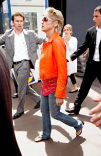 Sharon Stone feet photo thumbnail