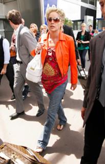 Sharon Stone feet photo thumbnail