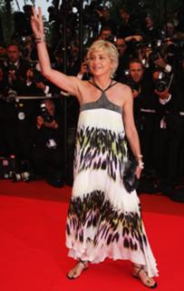 Sharon Stone feet photo thumbnail