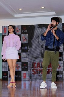 Kiara Advani feet photo thumbnail