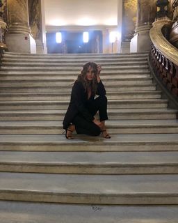 Debby Ryan feet photo thumbnail