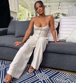 Christina Milian feet photo thumbnail