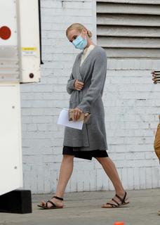 Diane Kruger feet photo thumbnail