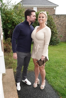 Kerry Katona feet photo thumbnail