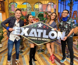 Cynthia Rodríguez feet photo thumbnail