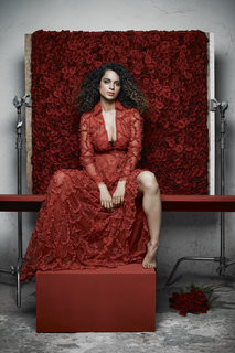 Kangana Ranaut feet photo thumbnail