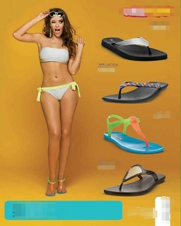 Vanessa Claudio feet photo thumbnail
