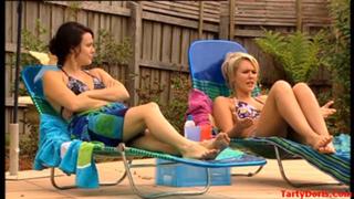 Nicky Whelan feet photo 1