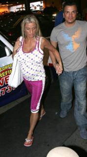 Katie Price feet photo thumbnail