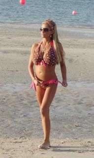 Katie Price feet photo thumbnail