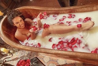 Georgia May Foote feet photo thumbnail