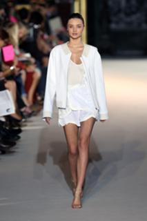 Miranda Kerr feet photo thumbnail