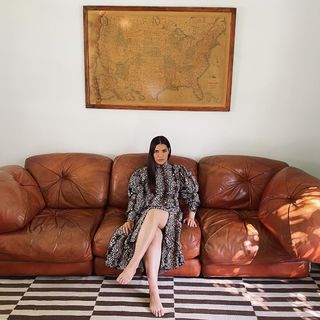 America Ferrera feet photo thumbnail