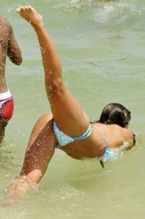 Nicole Bahls feet photo thumbnail