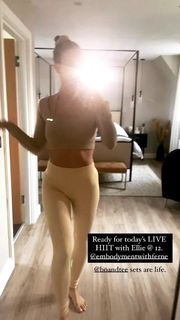 Ferne McCann feet photo thumbnail