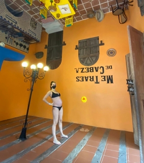 Tania Rincón feet photo thumbnail