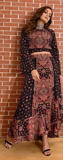 Dia Mirza feet photo thumbnail
